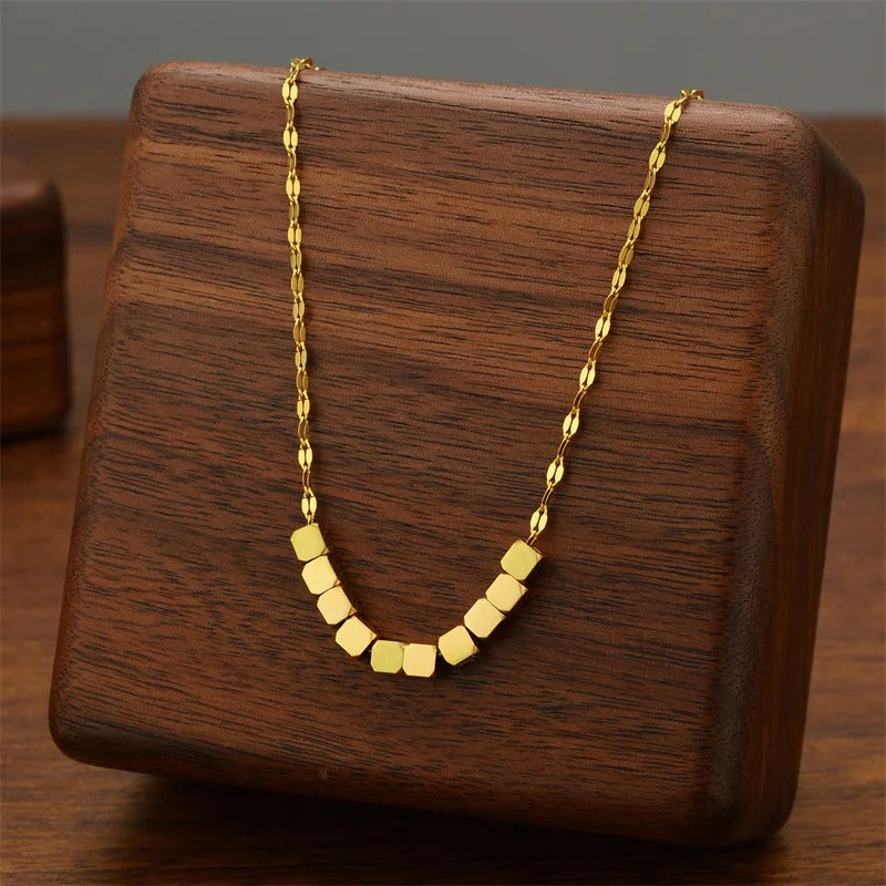 Collier de perles porte-bonheur en acier inoxydable pour femme 😍